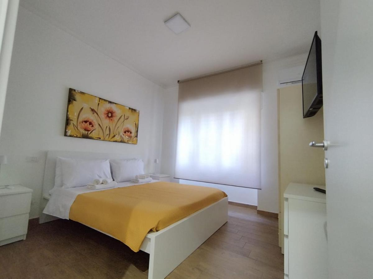 Lela'S Room Бари Экстерьер фото