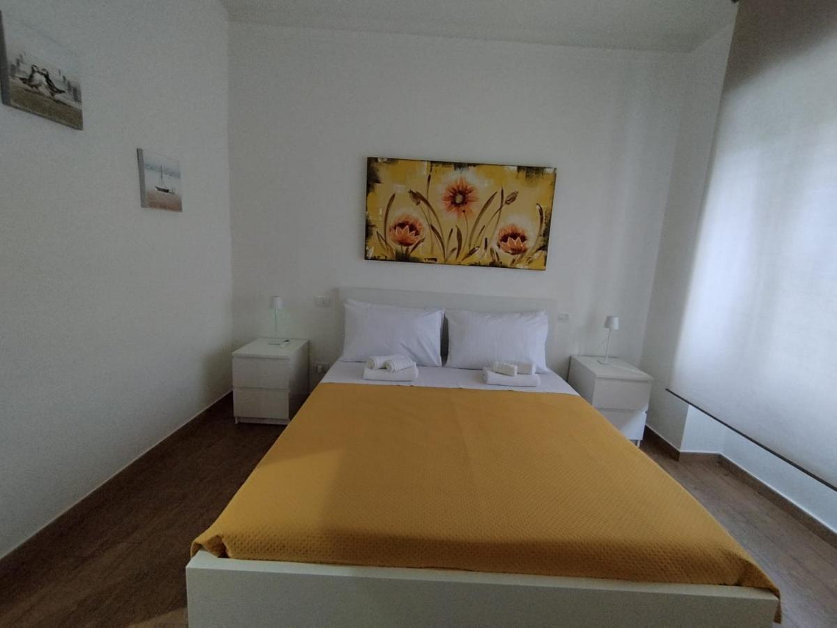 Lela'S Room Бари Экстерьер фото